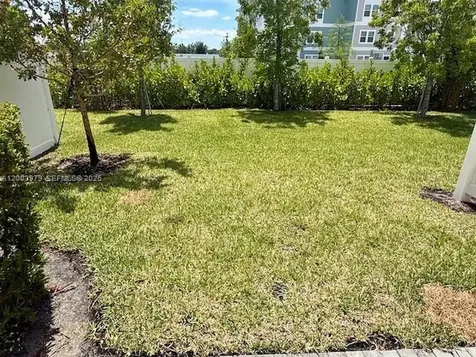 868 SE Grovebush Lane Port St. Lucie FL 34984