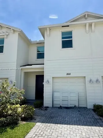 868 SE Grovebush Lane Port St. Lucie FL 34984