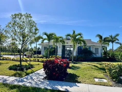 868 SE Grovebush Lane Port St. Lucie FL 34984