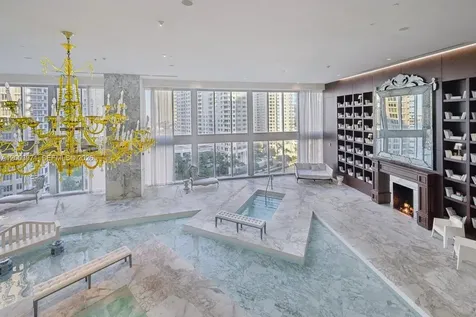 465 Brickell Avenue Miami FL 33131