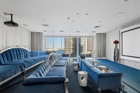 465 Brickell Avenue Miami FL 33131