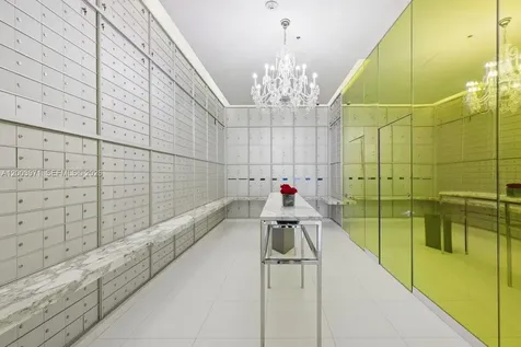 465 Brickell Avenue Miami FL 33131