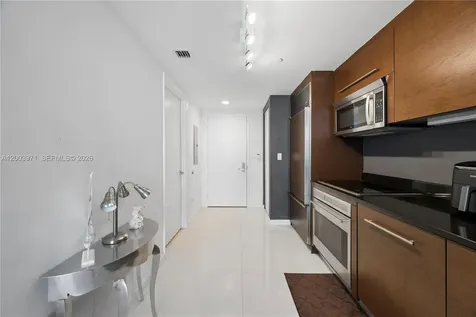 465 Brickell Avenue Miami FL 33131
