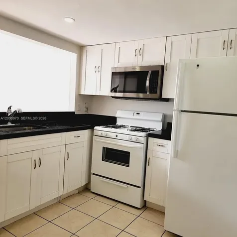 18051 NW 68th Avenue Hialeah FL 33015