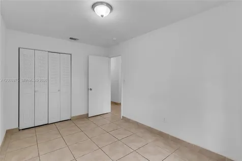 5655 SW 139th Place Miami FL 33183