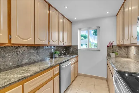 5655 SW 139th Place Miami FL 33183