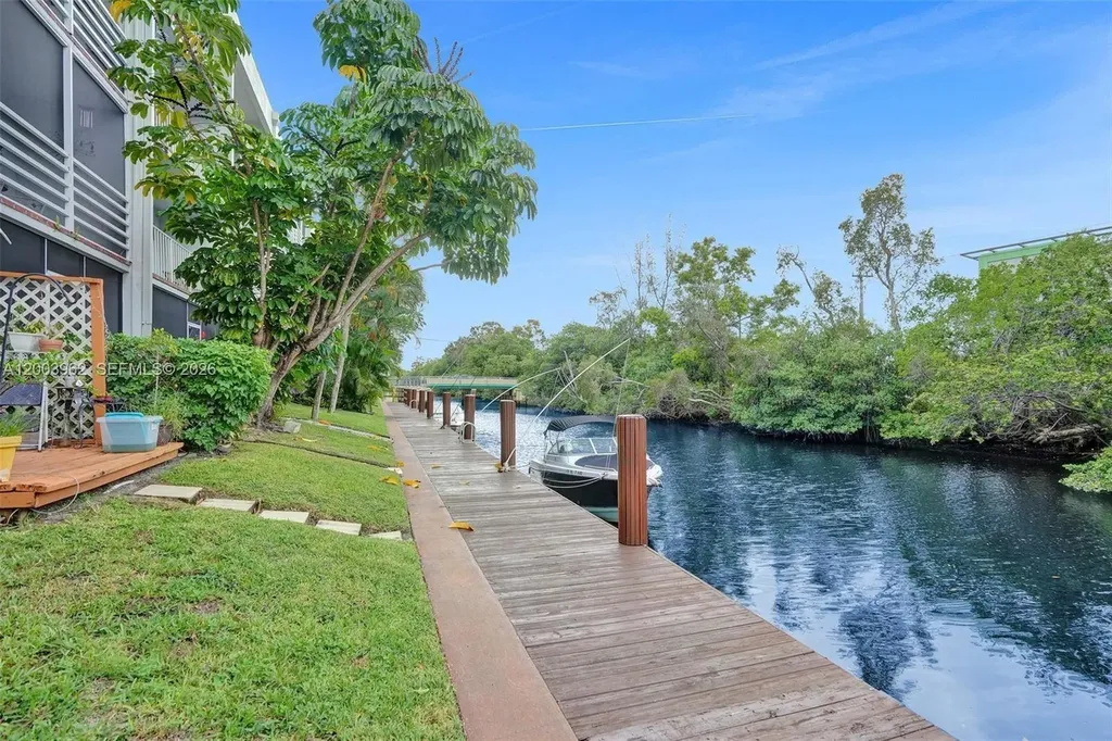 1407 NE 56th Street Fort Lauderdale FL 33334