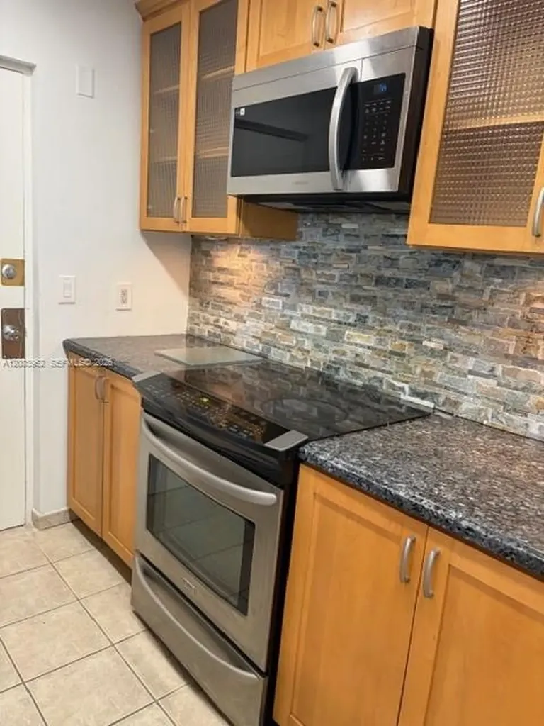 1407 NE 56th Street Fort Lauderdale FL 33334