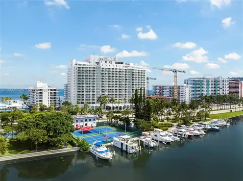 5401 Collins Avenue Miami Beach FL 33140