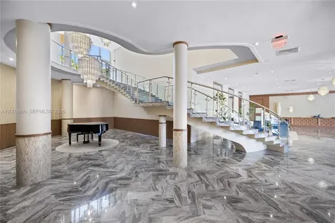5401 Collins Avenue Miami Beach FL 33140