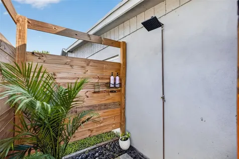 219 E Whitney Drive Jupiter FL 33458