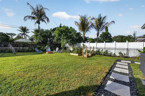219 E Whitney Drive Jupiter FL 33458