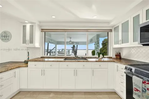 69 Shoreland Drive Key Largo FL 33037