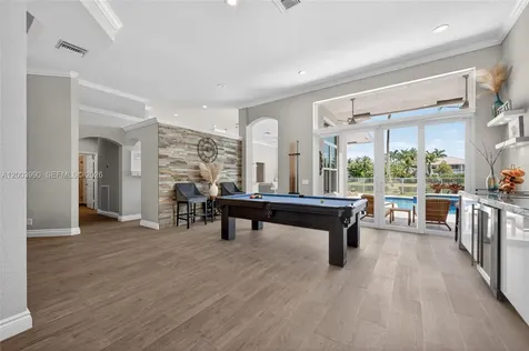 1776 Victoria Pointe Circle Weston FL 33327