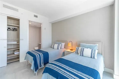 17550 Collins Avenue Sunny Isles Beach FL 33160