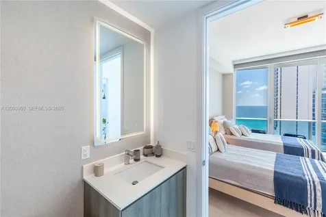 17550 Collins Avenue Sunny Isles Beach FL 33160