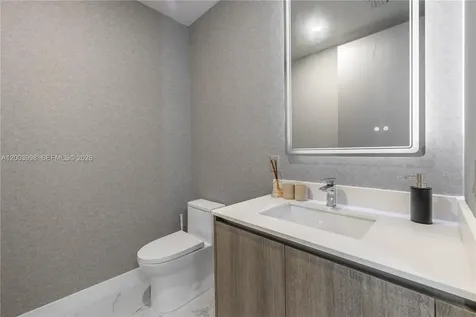 17550 Collins Avenue Sunny Isles Beach FL 33160