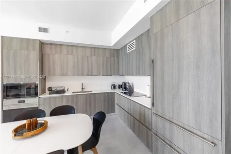 17550 Collins Avenue Sunny Isles Beach FL 33160