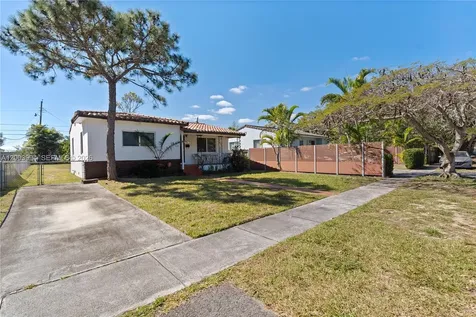 5730 SW 42nd Terrace South Miami FL 33155