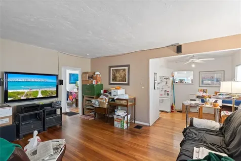 5730 SW 42nd Terrace South Miami FL 33155