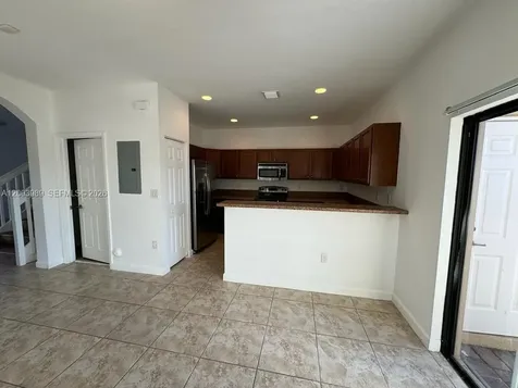 648 SE 32nd Avenue Homestead FL 33033