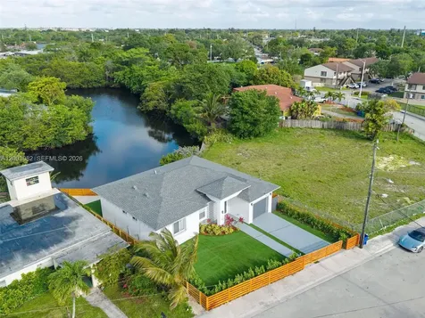 655 NW 24th Avenue Fort Lauderdale FL 33311