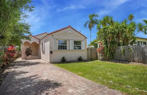 1630 Van Buren Street Hollywood FL 33020