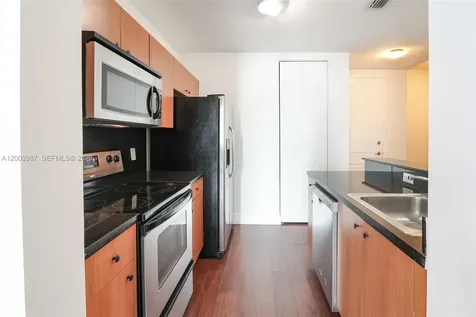 2200 NE 4th Avenue Miami FL 33137