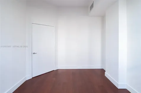 2200 NE 4th Avenue Miami FL 33137