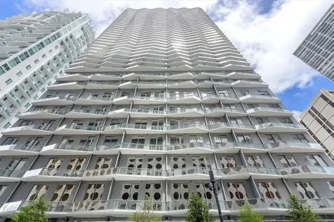 77 SE 5th Street Miami FL 33131