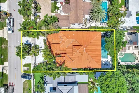 2143 N Bay Road Miami Beach FL 33140