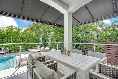 2143 N Bay Road Miami Beach FL 33140