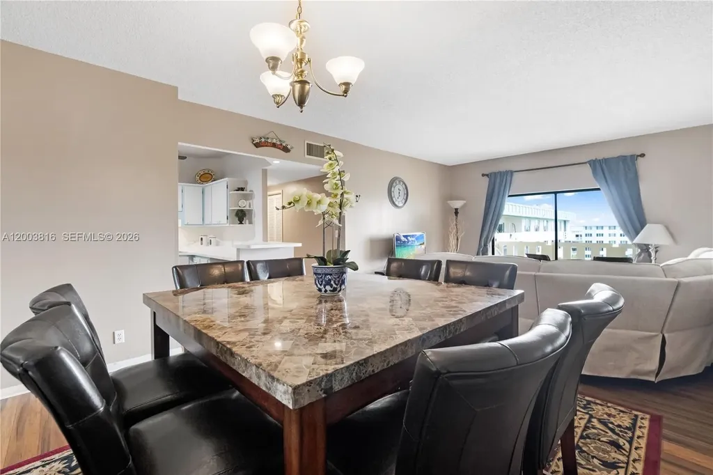 4330 Hillcrest Drive Hollywood FL 33021