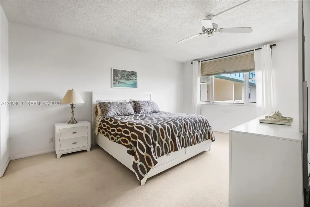 4330 Hillcrest Drive Hollywood FL 33021