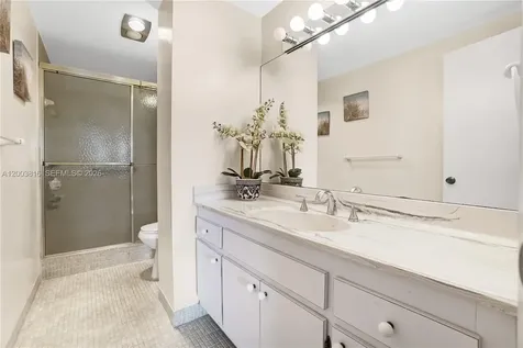 4330 Hillcrest Drive Hollywood FL 33021