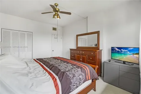 4330 Hillcrest Drive Hollywood FL 33021