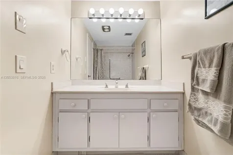 4330 Hillcrest Drive Hollywood FL 33021