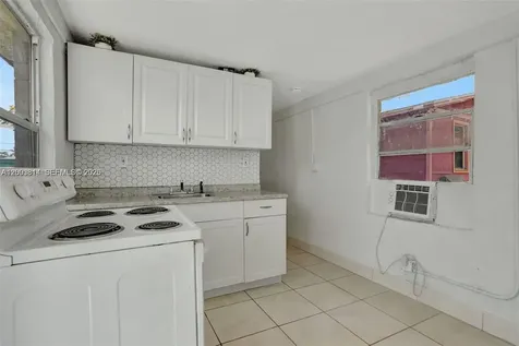 2701 NW 18th Terrace Oakland Park FL 33311