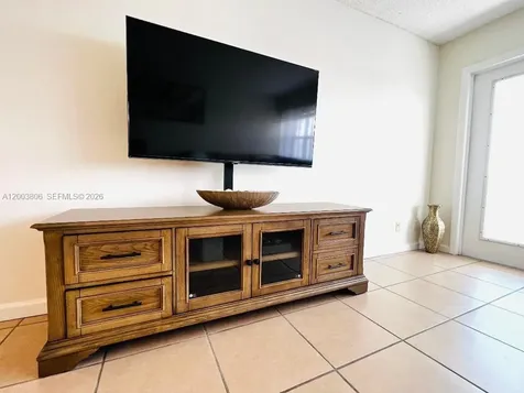 401 Golden Isles Drive Hallandale Beach FL 33009