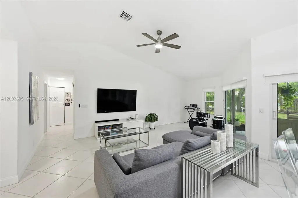 5036 NW 66th Lane Coral Springs FL 33067