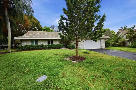 5036 NW 66th Lane Coral Springs FL 33067