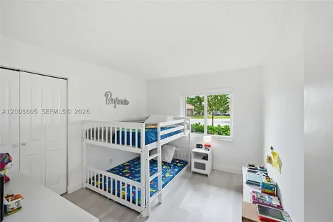 5036 NW 66th Lane Coral Springs FL 33067