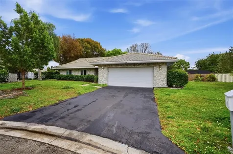 5036 NW 66th Lane Coral Springs FL 33067