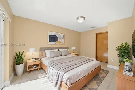 631 SW 88th Court Miami FL 33174