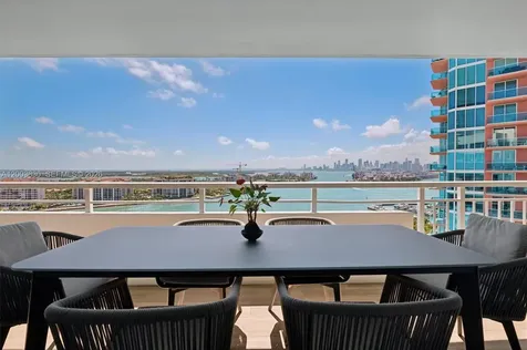 400 S Pointe Drive Miami Beach FL 33139