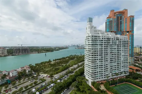 400 S Pointe Drive Miami Beach FL 33139