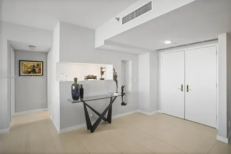20281 E Country Club Drive Aventura FL 33180