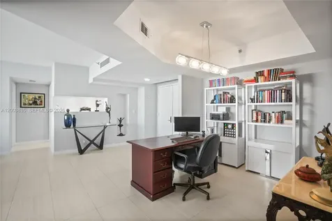 20281 E Country Club Drive Aventura FL 33180
