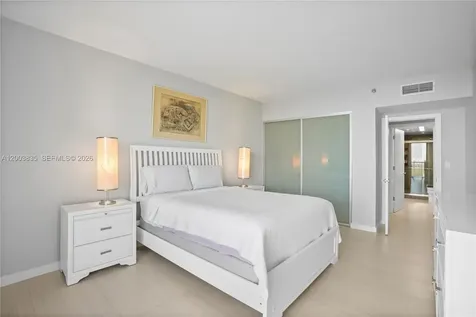 20281 E Country Club Drive Aventura FL 33180
