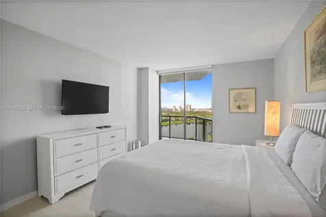 20281 E Country Club Drive Aventura FL 33180